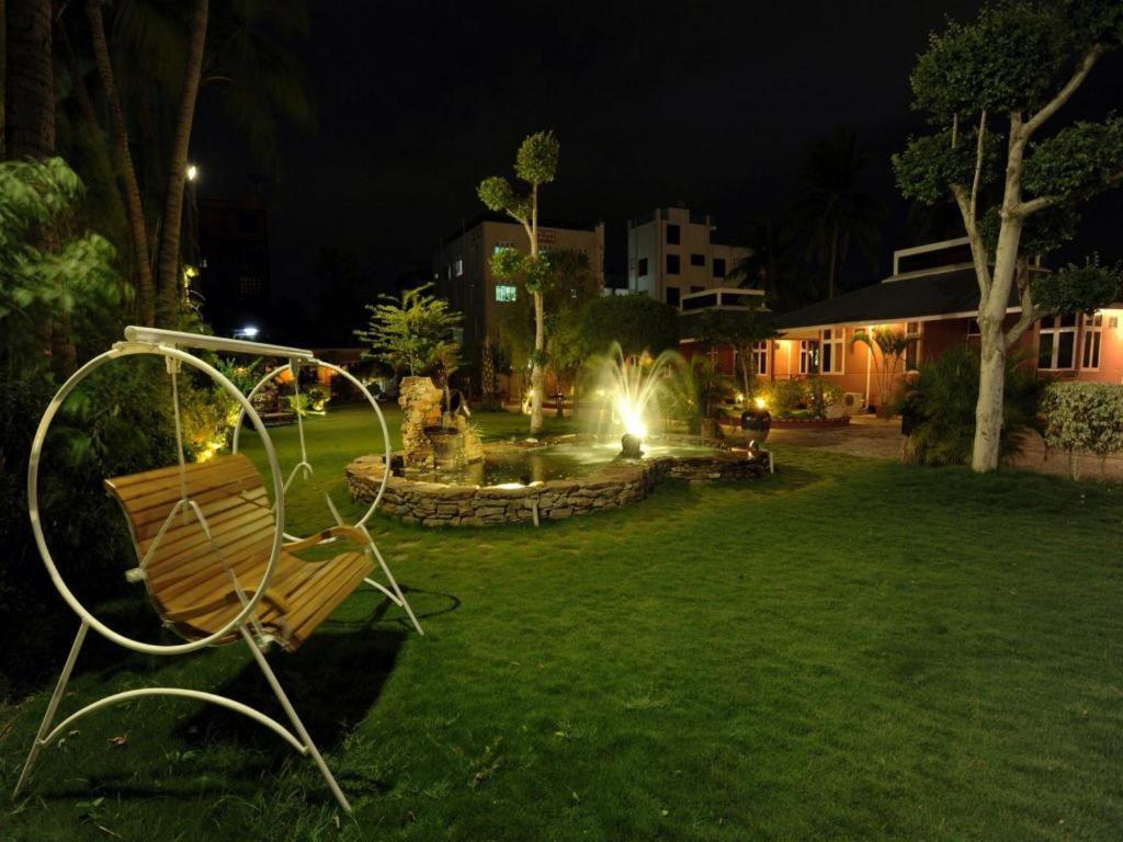 Kyi Tin Hotel Мандалей Екстериор снимка